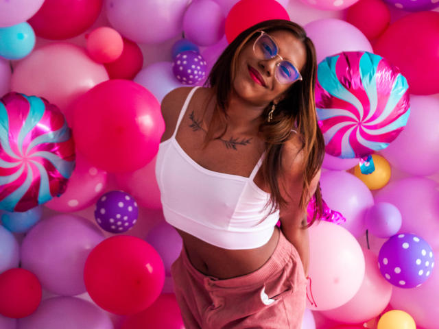 KimmySolange - Camera khiêu dâm &amp; quyến rũ trực tiếp - 20852126