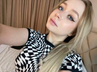 LorenaDiamond - Live porn &amp; sex cam - 20856918