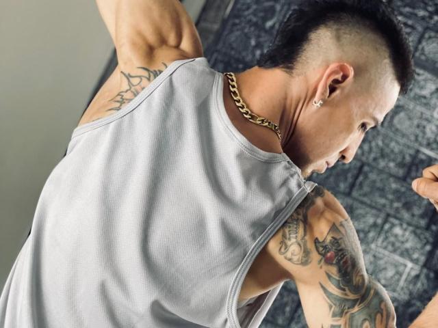 GilbertRossi - Live porn &amp; sex cam - 20863058