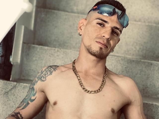 GilbertRossi - Sexe cam en vivo - 20863094