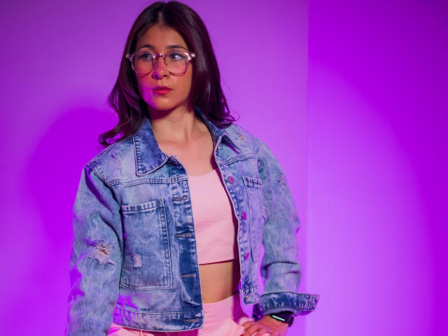 AllisonVeega - Live sex cam - 20869138