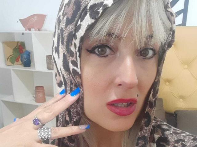 DakotaaBelle - Sexe cam en vivo - 20869658