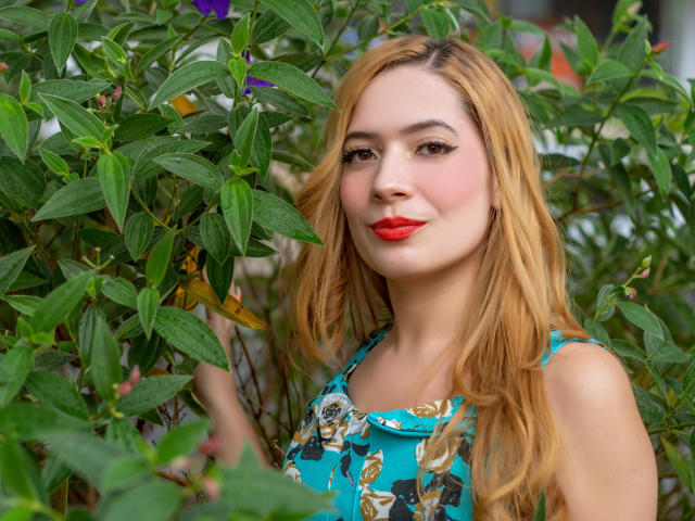 MissaYagamii - Élő pornó és szexkamera - 20873850