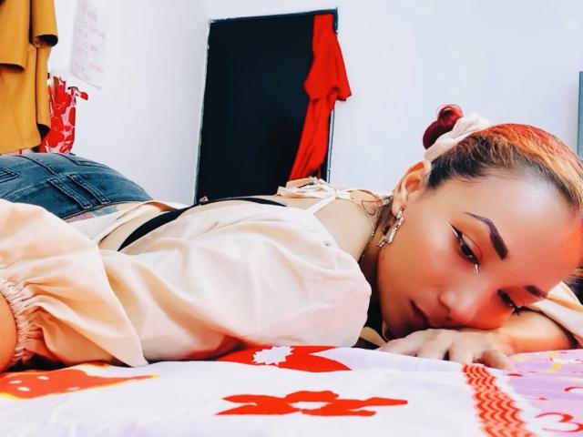 AmberDemons - Élő pornó és szexkamera - 20878342