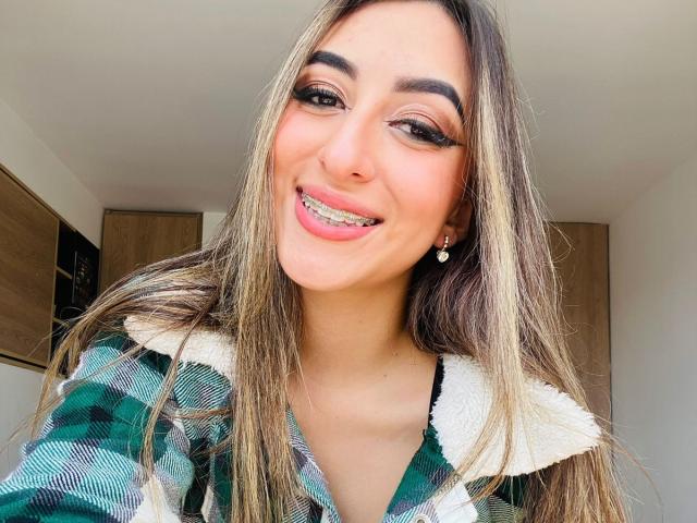 SabrinaaMontana - Sexe cam en vivo - 20880150