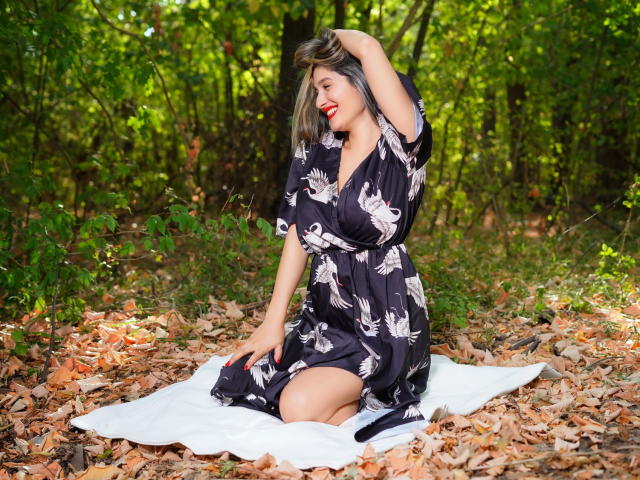 LoraRoche - Camera khiêu dâm &amp; quyến rũ trực tiếp - 20880386