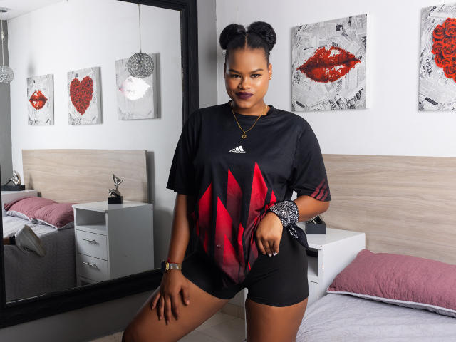 ValeryRocherr - Live porn &amp; sex cam - 20892018