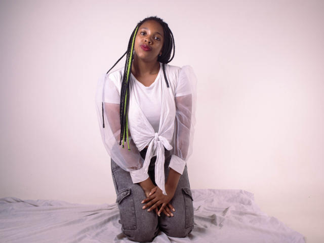 ValeJaramilla - сексуальная веб-камера в реальном времени - 20899814