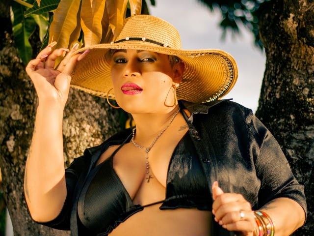 GianellaCox - Live porn &amp; sex cam - 20900542