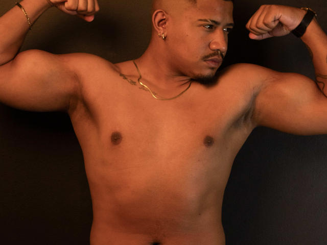 JanFlp - сексуальная веб-камера в реальном времени - 20903278