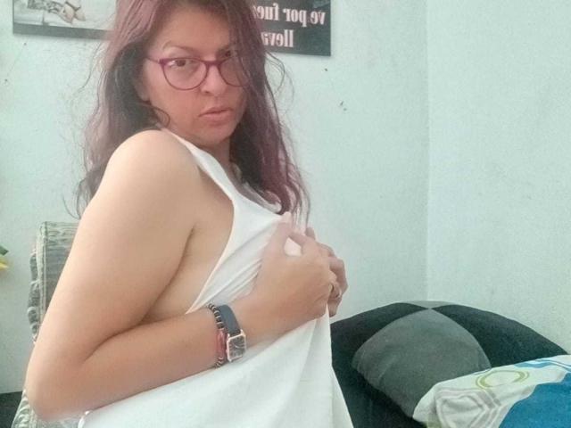 AntonellaMilf - сексуальная веб-камера в реальном времени - 20904646