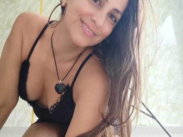 AmaraRose69 - Live porno og sexkamera - 20906582