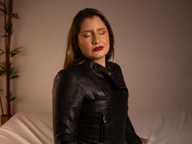 AmandaMattew - сексуальная веб-камера в реальном времени - 20914450