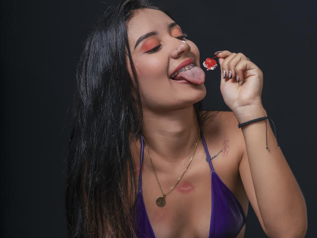 SwettyDulce - Live porn &amp; sex cam - 20921450