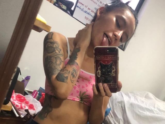 EvieGothel - Live porn &amp; sex cam - 20927766