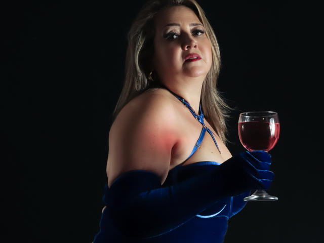 MartinaCaycedo - Live sexe cam - 20929250