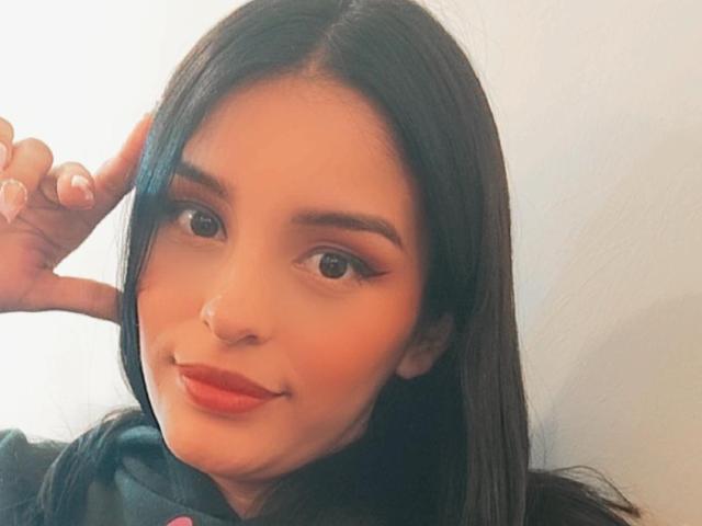 TalianaSquirt - Live porno og sexkamera - 20931622