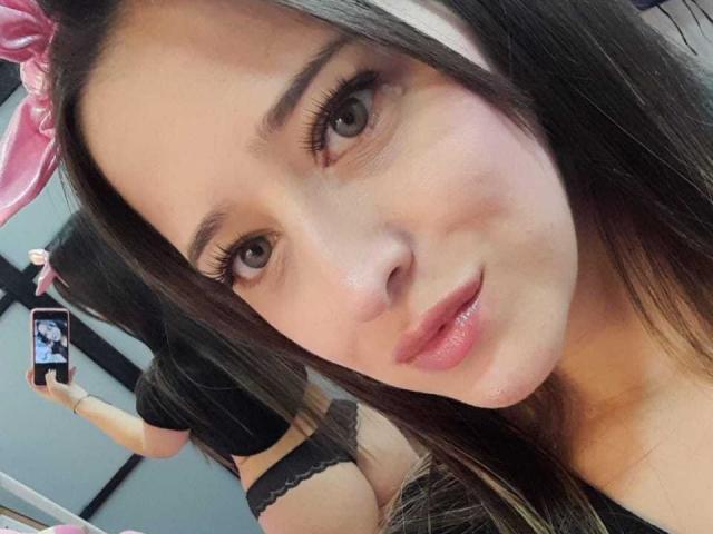 DakotaWills - Live porn &amp; sex cam - 20932394