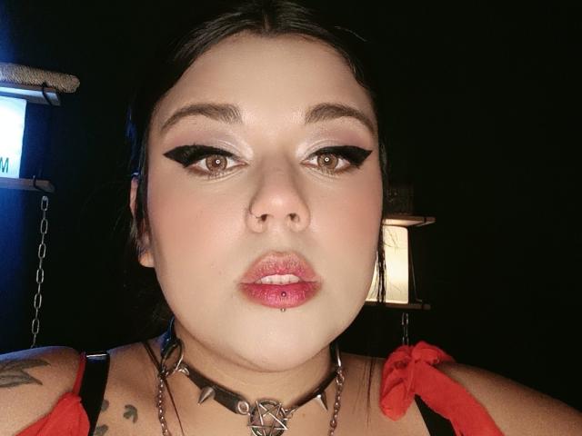 EmilyDom - ライブポルノ&amp;セックスカム - 20933226