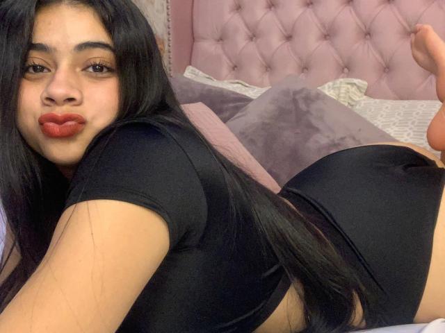 KataleyaForbes - Live porn &amp; sex cam - 20933842