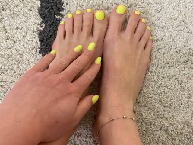 AlicePrings - Élő pornó és szexkamera - 20937210