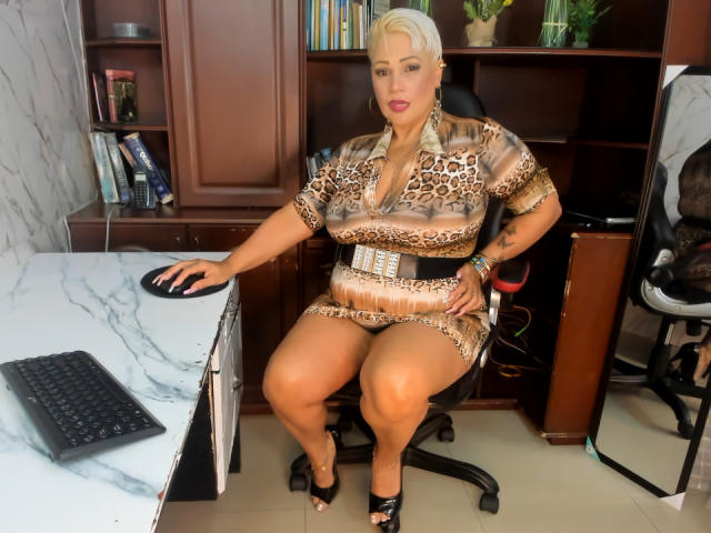 GianellaCox - Live sex cam - 20938218