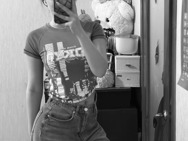 SugarrX - Élő pornó és szexkamera - 20938402