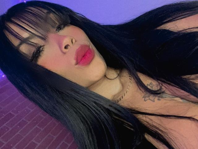 FiorellaBossh - Live Sex Cam - 20948038