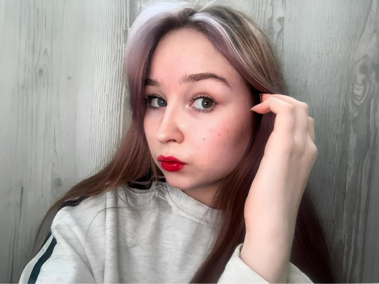 CarolynCandys - Live porno og sexkamera - 20948450