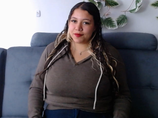 KrisGarner - Live sex cam - 20969538