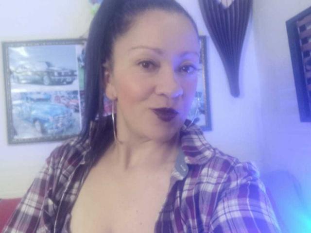 CharloteEzra - Live porn &amp; sex cam - 20973050