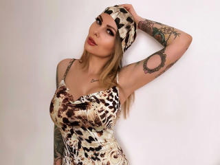 XANIA-WET - Live porn &amp; sex cam - 20974222