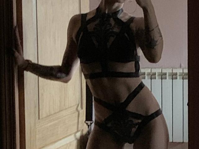 AshDestiny - Live porn &amp; sex cam - 20977090