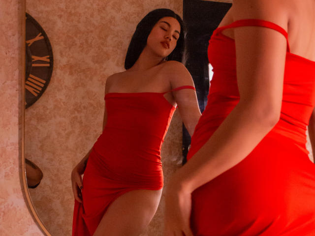 MiaDaniells - Live porn &amp; sex cam - 20979122