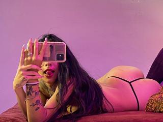 MiaThompsonB - Live porn &amp; sex cam - 20980170