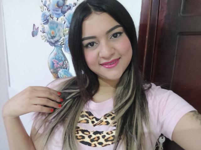 HelenPrada - Camera khiêu dâm &amp; quyến rũ trực tiếp - 20980546