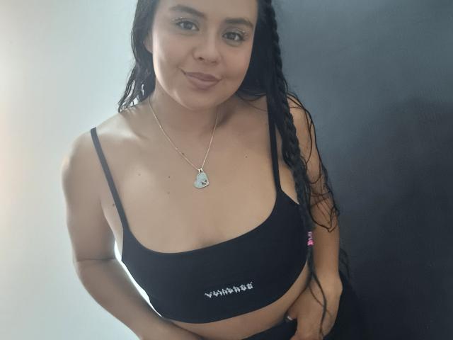 ArielleWilde - Élő pornó és szexkamera - 20984622