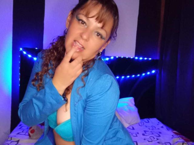 AmandaHotL - Live porn &amp; sex cam - 20985438