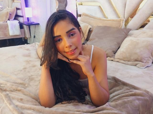 AmelieRoseX - Live porn &amp; sex cam - 20990122