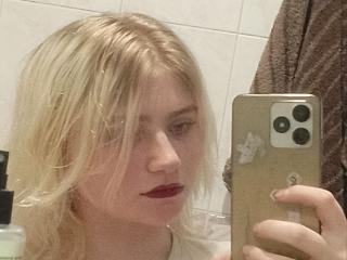 MelVyna - Live porn &amp; sex cam - 21001006