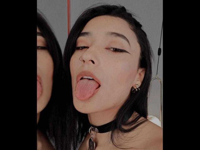 SalomeMille - Live porn &amp; sex cam - 21002670