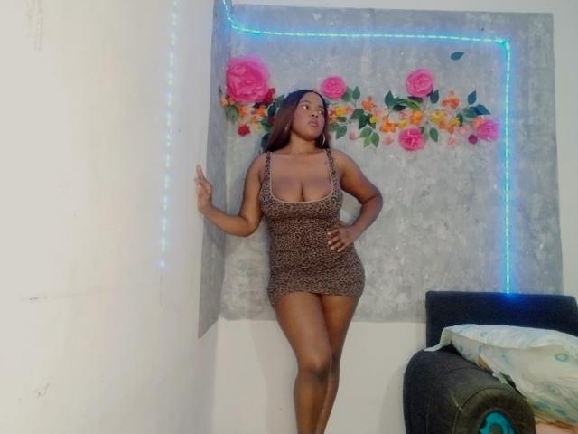 EmiraHot - Live porn &amp; sex cam - 21003478