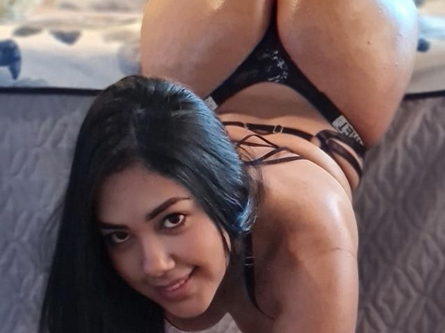 AlexiaSantos - сексуальная веб-камера в реальном времени - 21003830