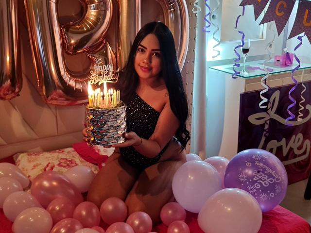 AlexiaSantos - Live porn &amp; sex cam - 21004114