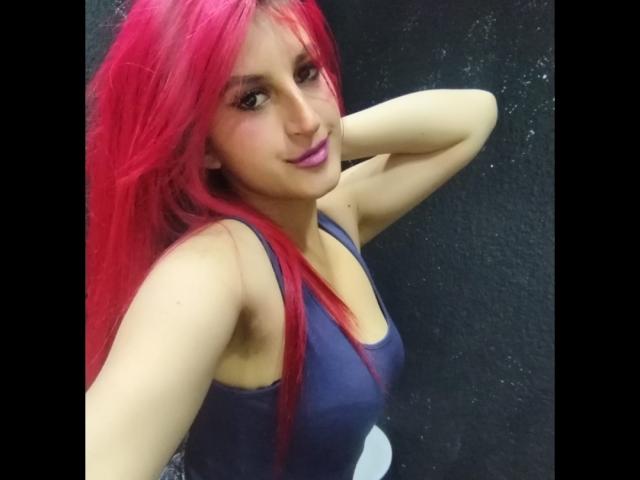 GwenRoux - Sexe cam en vivo - 21004606