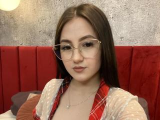 LauraBell69 - Live porn &amp; sex cam - 21004874