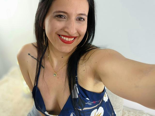 AdrianaKloss - Live porn &amp; sex cam - 21006646