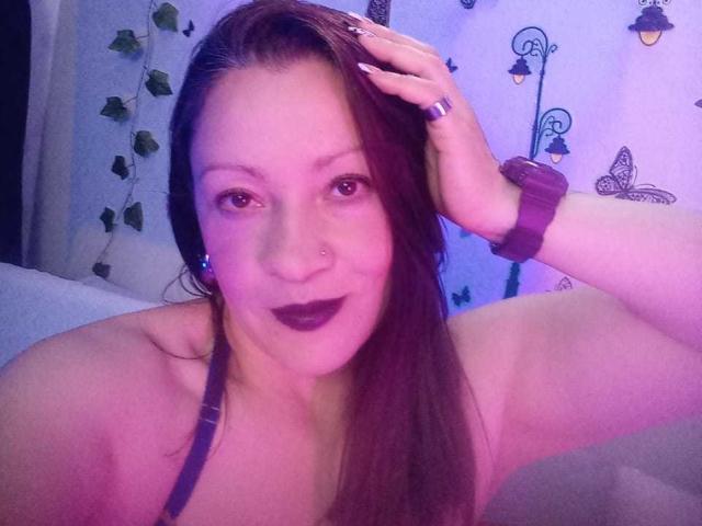 CharloteEzra - Élő pornó és szexkamera - 21006742