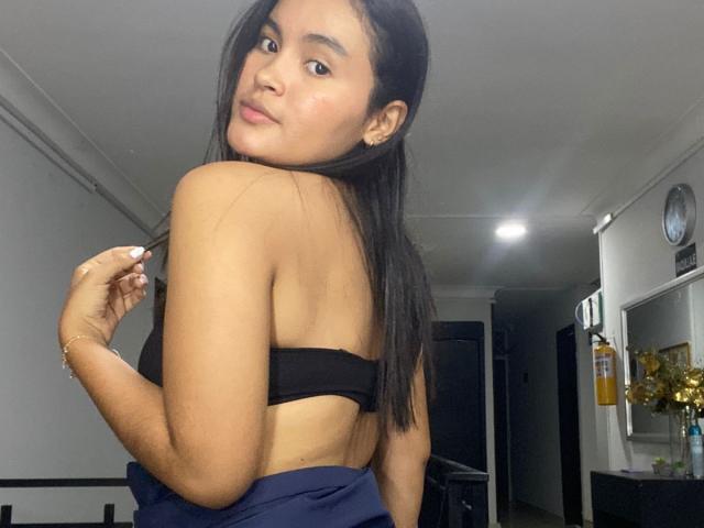 MiiaPalmer - Sexe cam en vivo - 21010350