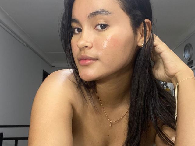 MiiaPalmer - Live porn &amp; sex cam - 21010358